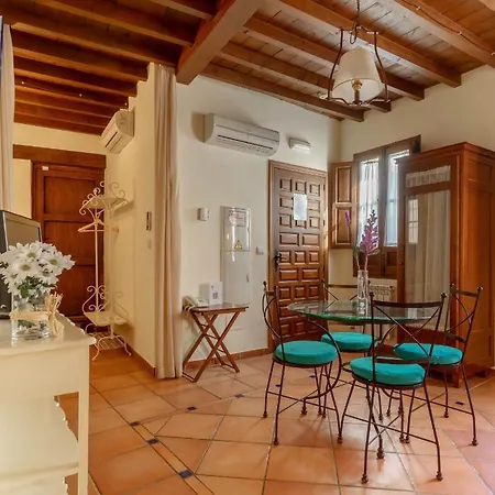 Charminghomesgranada Rio Genil Apartament *