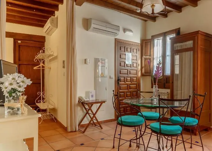Charminghomesgranada Rio Genil 아파트 *